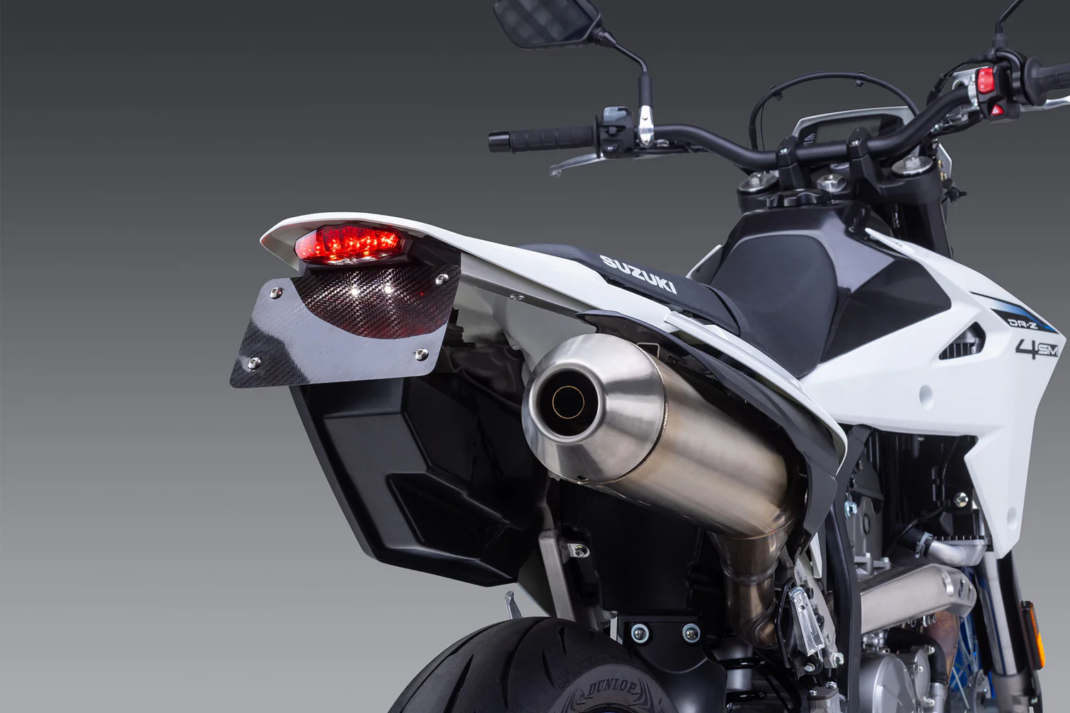DRZ4_NONE_1512x.jpg.webp